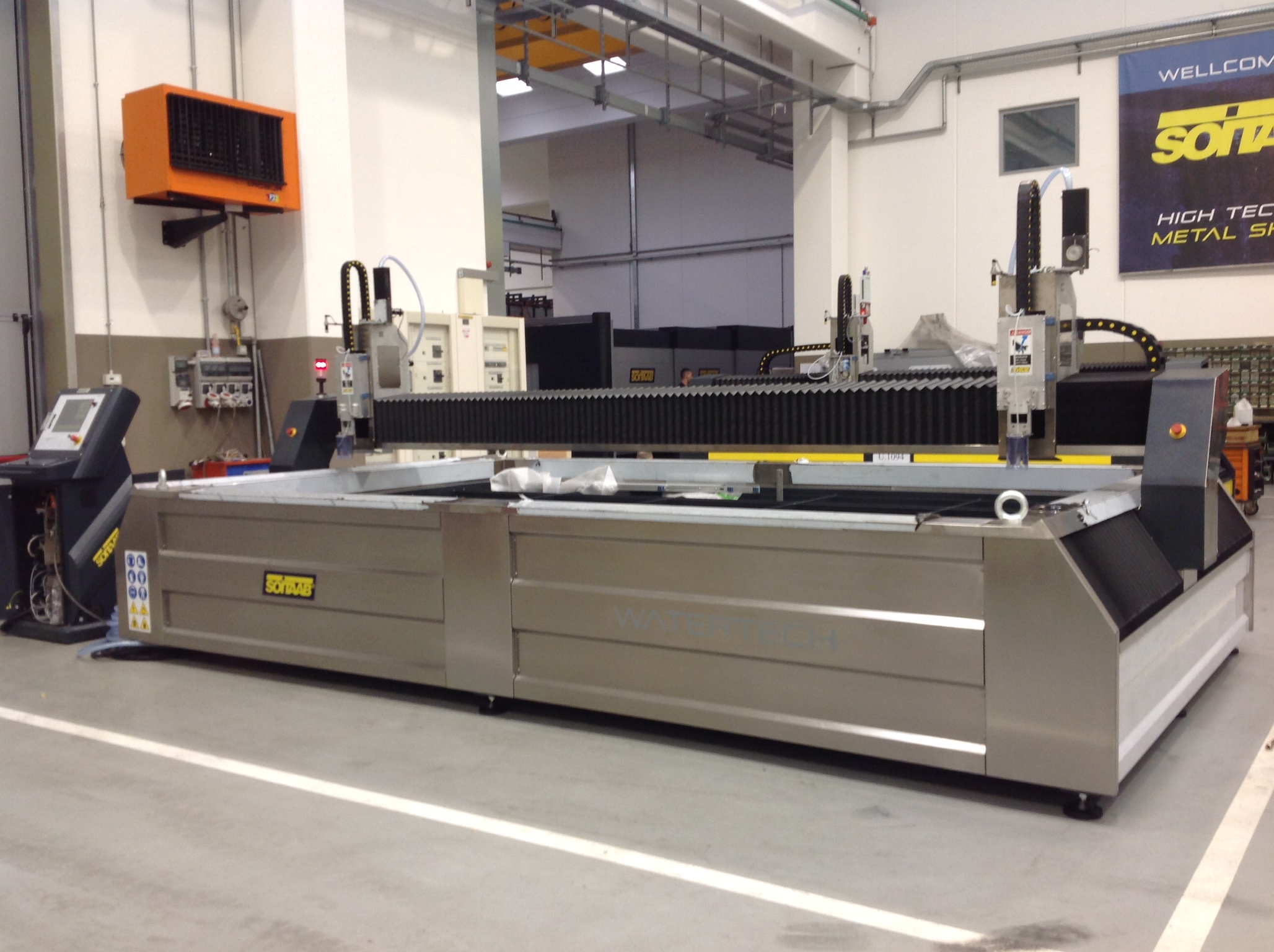 WATERJET PRO RED NOVA EMC